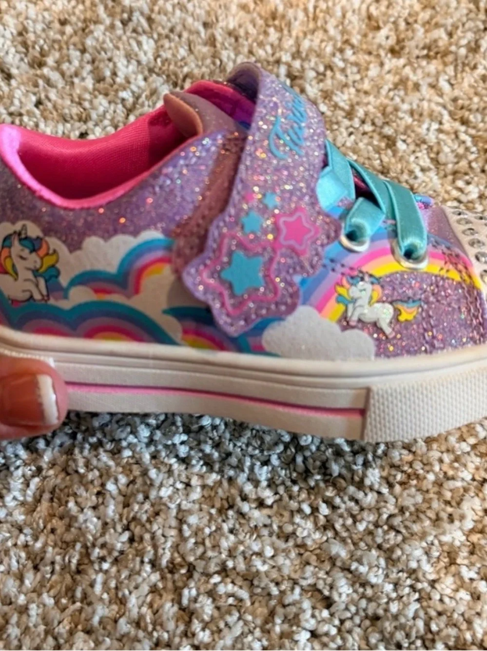 Skechers Twinkle Toes Light-Up Unicorn Sneakers Toddler 6